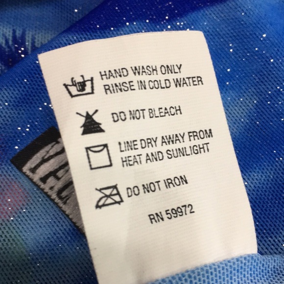 Beach Bay Cover-up floral. OS - Picture 7 of 9